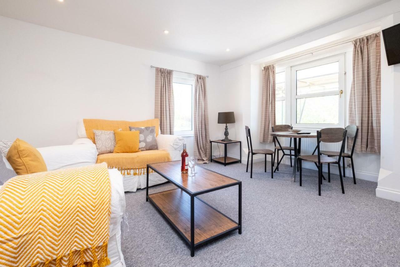 Elm - Three Tuns Apartments, Pettistree, Wickham Market - By Aldeburgh Coastal Apartment